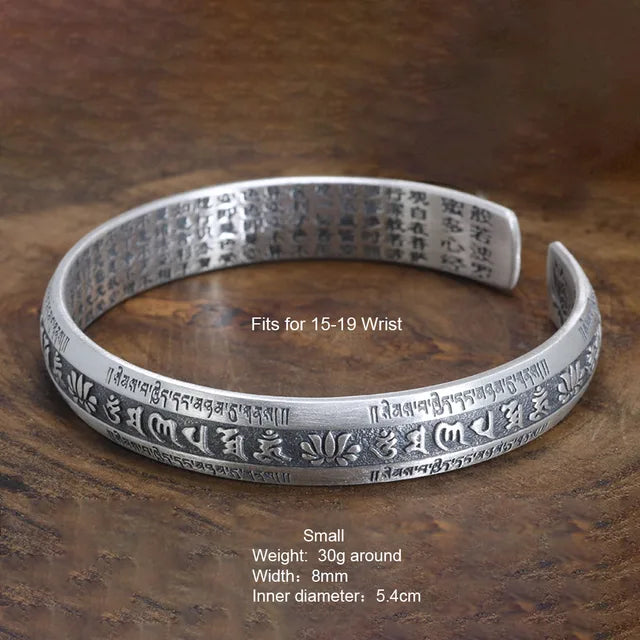 Tibetaanse 'Om Mani Padme Hum' manchetarmband van echt .999 zilver.